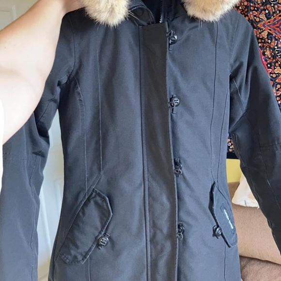 Canada goose parka - Picture 4 of 13